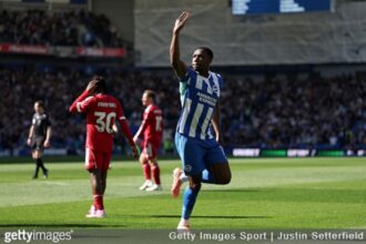Brighton 2-1 Liverpool: Welbeck doubles as top-four slot hope