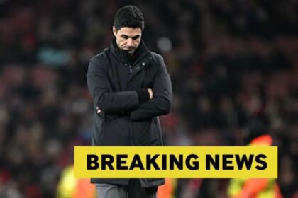 Mikel Arteta looking dejected