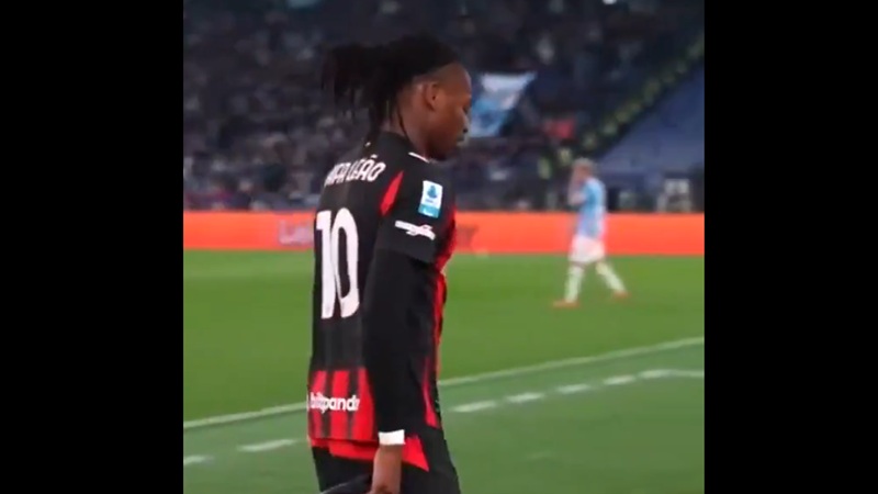 Rafael Leao angry at being substituted in AC Milan's loss to Lazio (video)