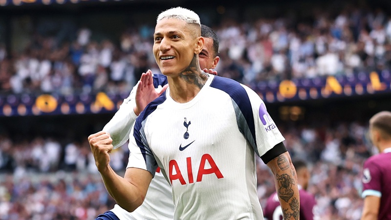 'Centre Back' – Spurs manager Igor Tudor, right-back Pedro Polo and forward Richarlison will start against Atlético Madrid (video)