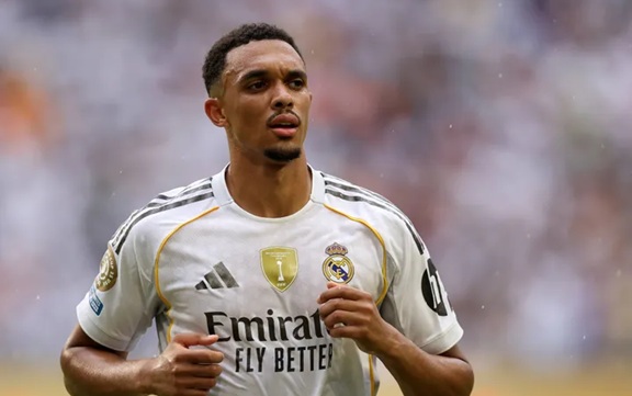 Sky Sports journalist Rob Dorsett baffled by Trent Alexander-Arnold's omission from England squad (video)