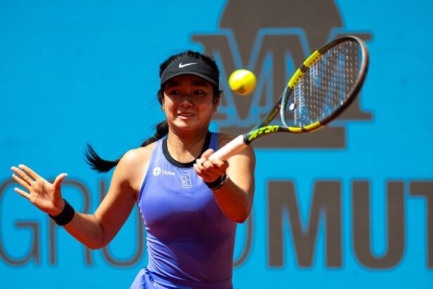 Alex Ila loses in the second round to Elise Mertens at Mutua Madrid Open