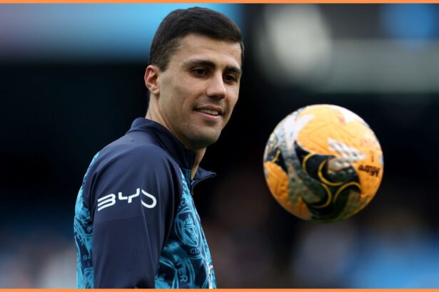 Rodri in the pre-match warm-up for Manchester City
