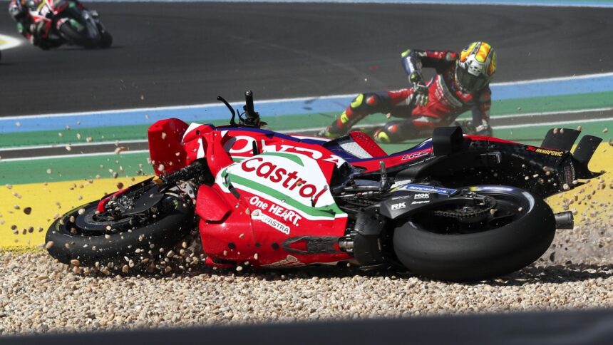Joan Mir crash, 2026 Brazilian MotoGP.