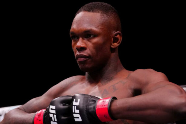 Israel Adesanya UFC Octagon introduction (1)