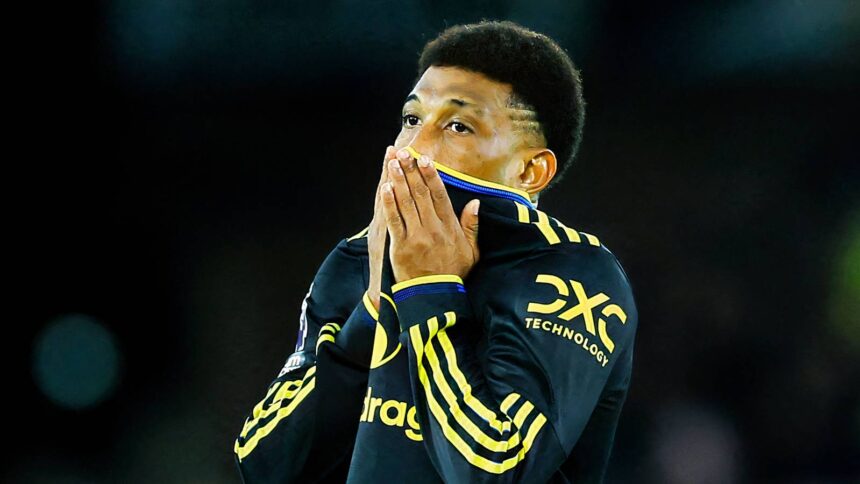 Manchester United begin contract talks with 'young Sadio Mane' as £42m upgrade for Amad