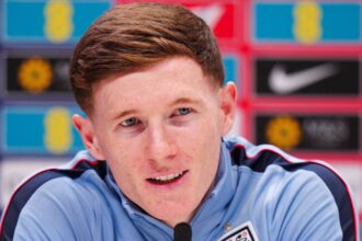 Manchester United considering £50m move to replace Vibel's beloved Anderson