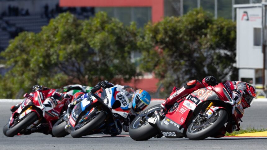 Nicolo Bulega leads Miguel Oliveira, Iker Lecuona, 2026 Portuguese WorldSBK. Credit: Gold and Goose.