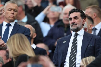 Newcastle officials fly out to confirm signing of £22m forward