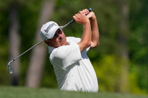 Quadruple bogey ends Fred Couple's stay at Masters lead