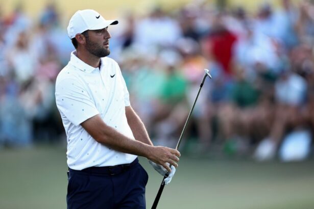 Scottie Scheffler goes 4-1 or less to win each of the next four golf majors, followed by Rory McIlroy