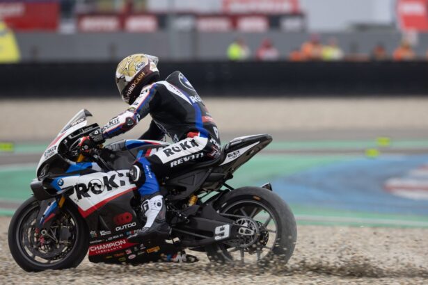 Danilo Petrucci runs into the gravel, 2026 Dutch WorldSBK Race 1. Credit: Gold and Goose.