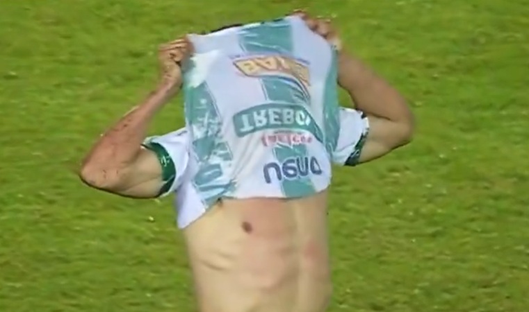 An incredibly bizarre goal seals Olimpia's victory over Rubio Nu in Paraguay's Primera División (Video)