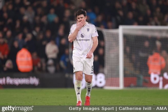 Manchester United face serious defensive problems in Premier League clash with Chelsea