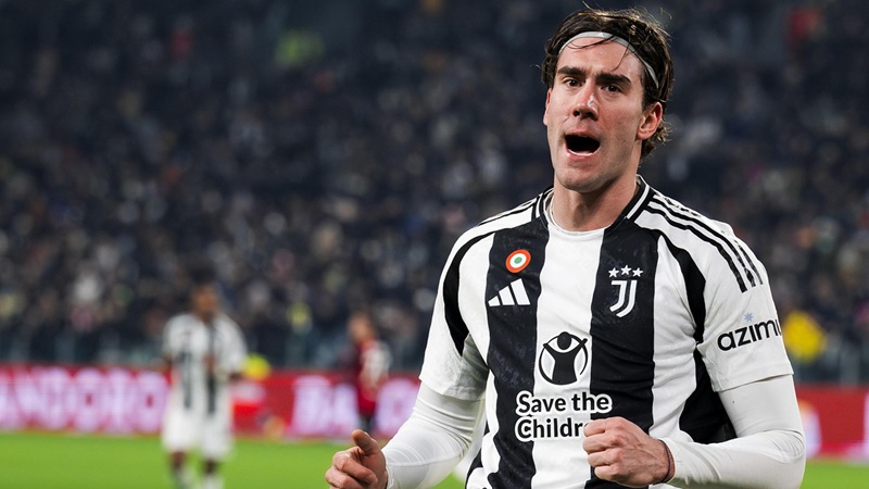 Juventus hope to re-sign Vlahovic amid growing interest from Milan